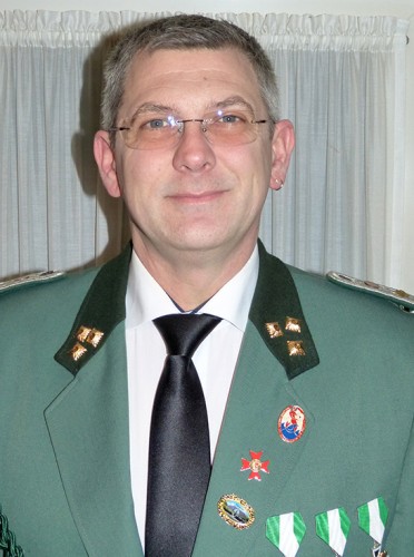 Thomas-Friede-Sadetzky, 1. Schatzmeister